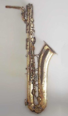 Baritone saxophone image